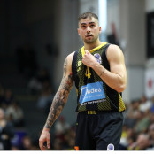 Βασίλης Τολιόπουλος