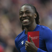 Εμπερέτσι Εζέ