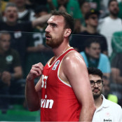 Νίκολα Μιλουτίνοφ