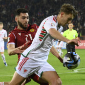 Ναΐρ Τικνιζιάν