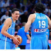 Γιαννούλης Λαρεντζάκης