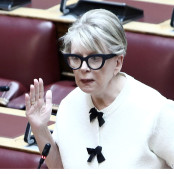 Έλενα Ακρίτα