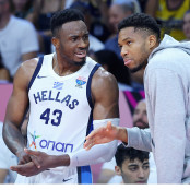 Γιάννης Αντετοκούνμπο