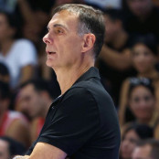 Νίκολα Μιλουτίνοφ