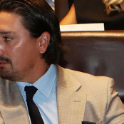 Νίκος Νιόπλιας