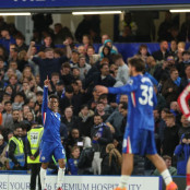 Κλερ Γουόλς