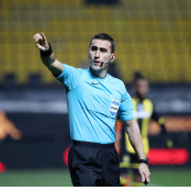 Αλεξάντερ Τσέφεριν