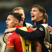 Γκόου Αχέντ Ιγκλς