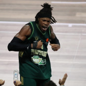 Ρισόν Χολμς