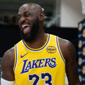 Σαμς Σαράνια