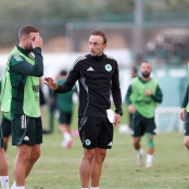 Γκόου Αχέντ Ιγκλς