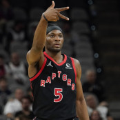 Τσαρλς Μπάσι