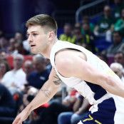 Νέιτ Σέστινα