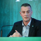 Φακούντο Πελίστρι