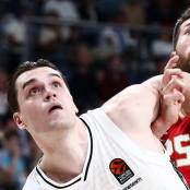 Μάριο Χεζόνια