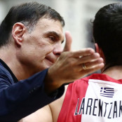 Κώστας Παπανικολάου