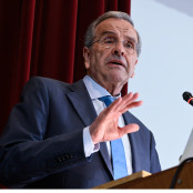 Αντώνης Σαμαράς