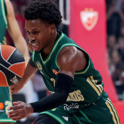 Ναντίρ Χίφι