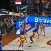 Κάμερον Τέιλορ