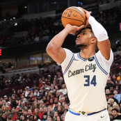 Τζέικ Φίσερ