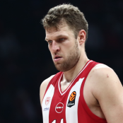 Σάσα Βεζένκοφ