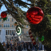 Εορταστικό ωράριο