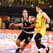 Ναζ Μήτρου Λογνκ