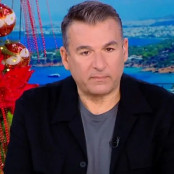 Λάκης Γαβαλάς