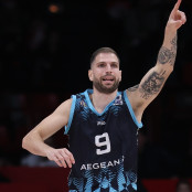 Σάσα Βεζένκοφ