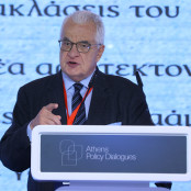 Γιάννης Πρετεντέρης