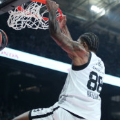 Νίκολα Μιλουτίνοφ