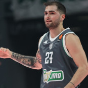 Βασίλης Τολιόπουλος