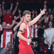 Σάσα Βεζένκοφ