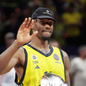 Βαγγέλης Μάντζαρης