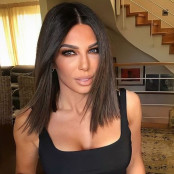 Κέλλυ Κελεκίδου