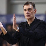 Τζαρόν Μπλόσομγκεϊμ