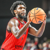 Τζόρνταν Ουόκερ