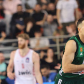 Νάιτζελ Χέιζ Ντέιβις