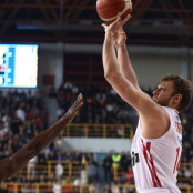 Σάσα Βεζένκοφ