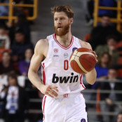 Τόμας Γουόκαπ