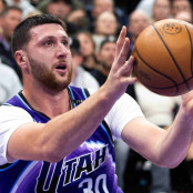 Γιόνας Βαλαντσιούνας