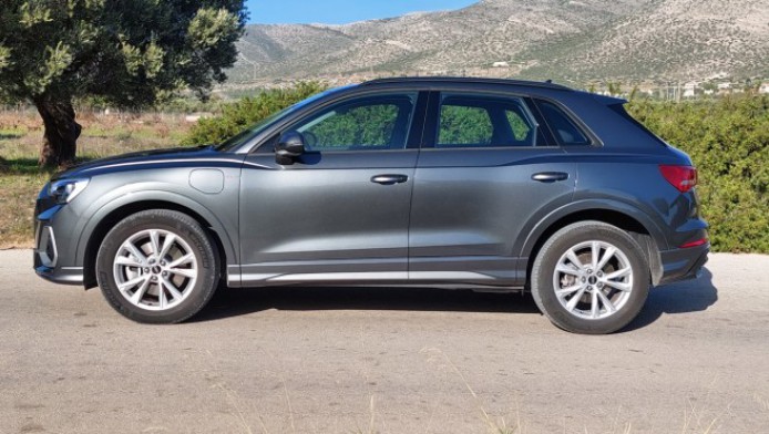 Audi Q3 45 TFSI e S tronic: Δοκιμάζουμε το Plug-in υβριδικό μοντέλο