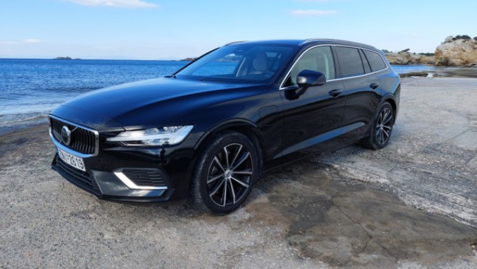 Δοκιμάζουμε το νέο Volvo V60 T6 PHEV AWD - Η απόλυτη οικογενειακή πρόταση