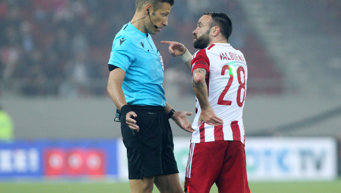 Νικολακόπουλος: "Και στα 8 ντέρμπι με Παναθηναϊκό και ΑΕΚ ο Ολυμπιακός είχε εχθρική διαιτησία" (Vid)