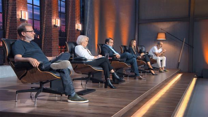 Πασίγνωστος πρώην ποδοσφαιριστής στο Dragons’ Den - Έβγαλε ΤΡΕΛΑ λεφτά σε κορυφαία ομάδα (ΦΩΤΟ)