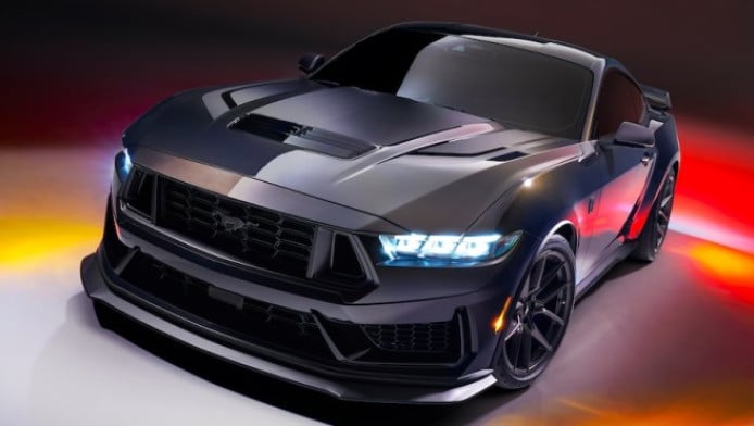 Η Ford Mustang GT3 Dark Horse τώρα και στον δρόμο