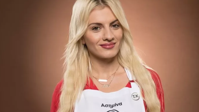 Θυμάσαι την Ασημίνα Ουστάλλι του Masterchef - Έγινε μελαχρινή και βουτάει με αποκαλυπτικό μαγιό (ΦΩΤΟ)