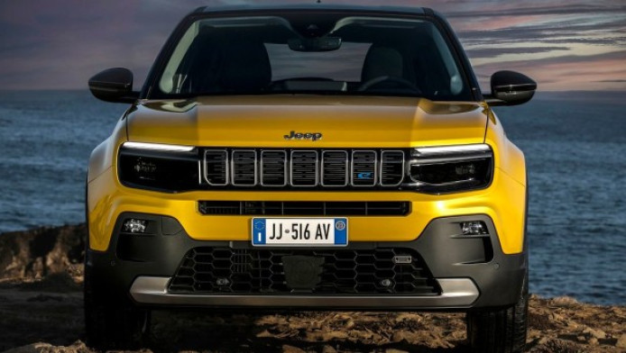 To Jeep Avenger πάει πάντού και το αποδεικνύει - Eίναι ένα γνήσιο«τέκνο» της Jeep (ΦΩTO)