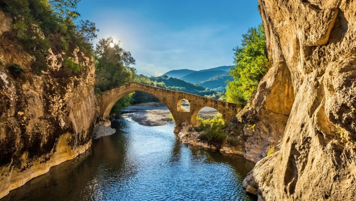 Ιστορικά πέτρινα γεφύρια των Γρεβενών που ελάχιστοι γνωρίζουν