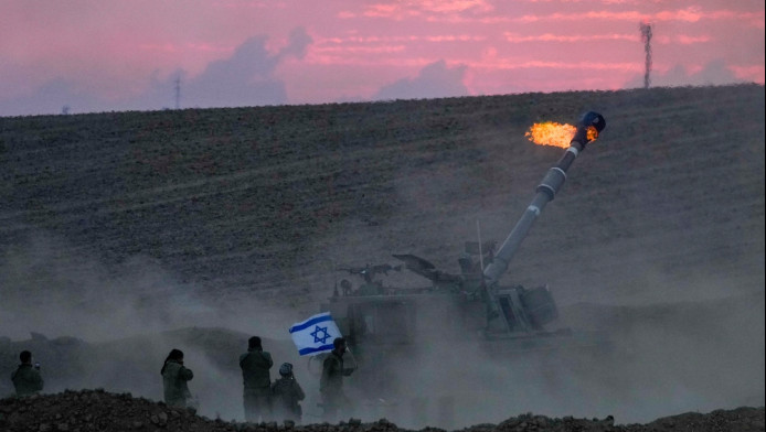 Παίρνουν θέση μάχης για χερσαία επίθεση τα ισραηλινά άρματα - Νέα διορία προς τους αμάχους - Δείτε LIVE εικόνα 